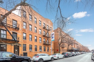 Astoria Lights in Astoria, NY - Building Photo