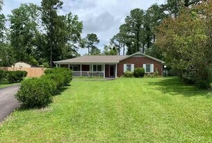 4509 Dullage Dr in Wilmington, NC - Building Photo