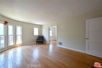 11061 Ohio Ave in Los Angeles, CA - Building Photo - Building Photo