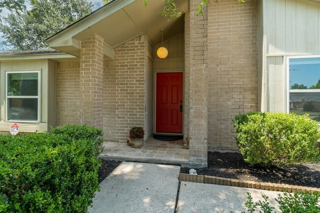 509 Landing Blvd in League City, TX - Building Photo - Building Photo