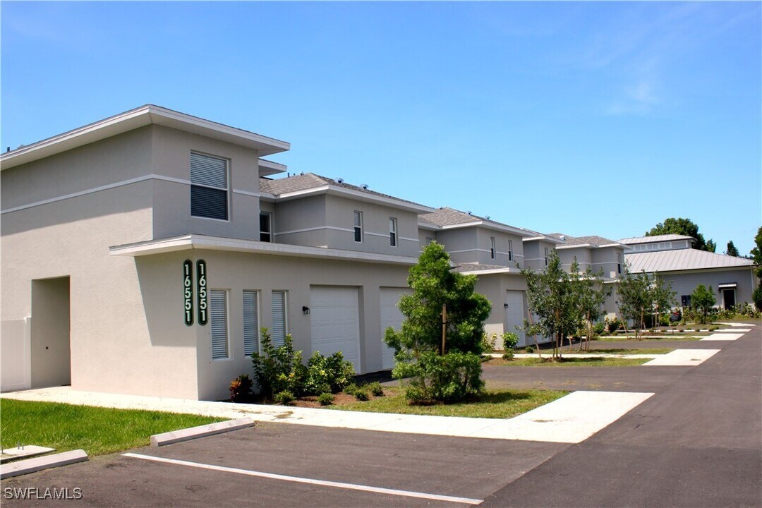 16550 Bent Palms Cv in Ft. Myers, FL - Building Photo