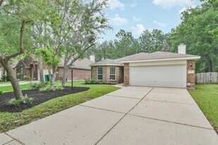 42 Prairie Oak Dr in Conroe, TX - Building Photo