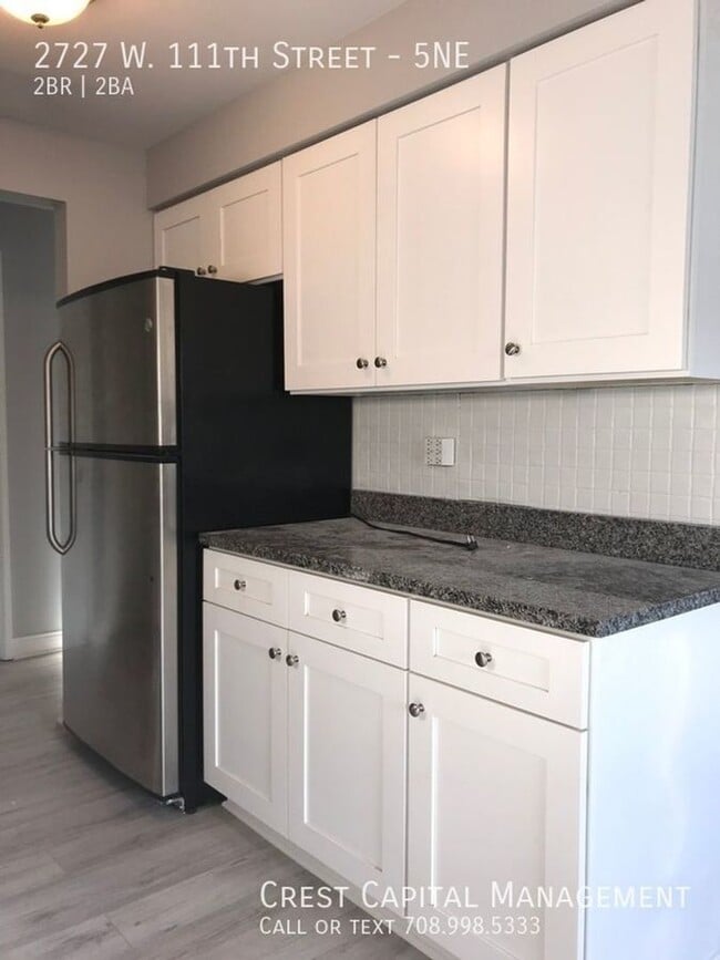 2727 W 111th St in Chicago, IL - Building Photo - Building Photo