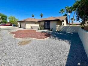12374 E Camino Loma Vista in Yuma, AZ - Building Photo - Building Photo