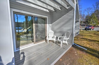 134 Laurel Hill Dr in Greentown, PA - Building Photo - Building Photo