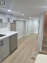 133 Fennell Ave E in Hamilton, ON - Building Photo - Building Photo