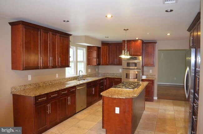 12503 Woodsong Ln in Bowie, MD - Building Photo - Building Photo