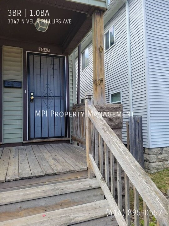 3347 N VEL R PHILLIPS Ave in Milwaukee, WI - Building Photo
