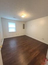 304 Oriole Dr in McMinnville, TN - Building Photo - Building Photo
