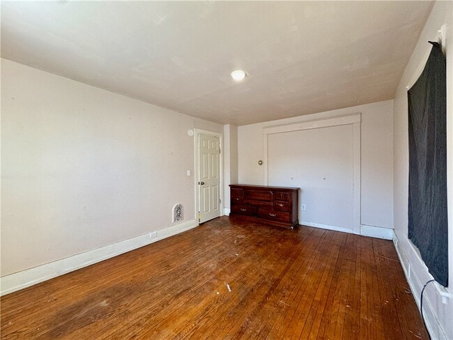 49 Spruce St in Oneonta, NY - Building Photo - Building Photo