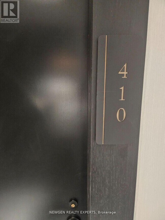 127 Broadway Ave in Toronto, ON - Building Photo - Building Photo