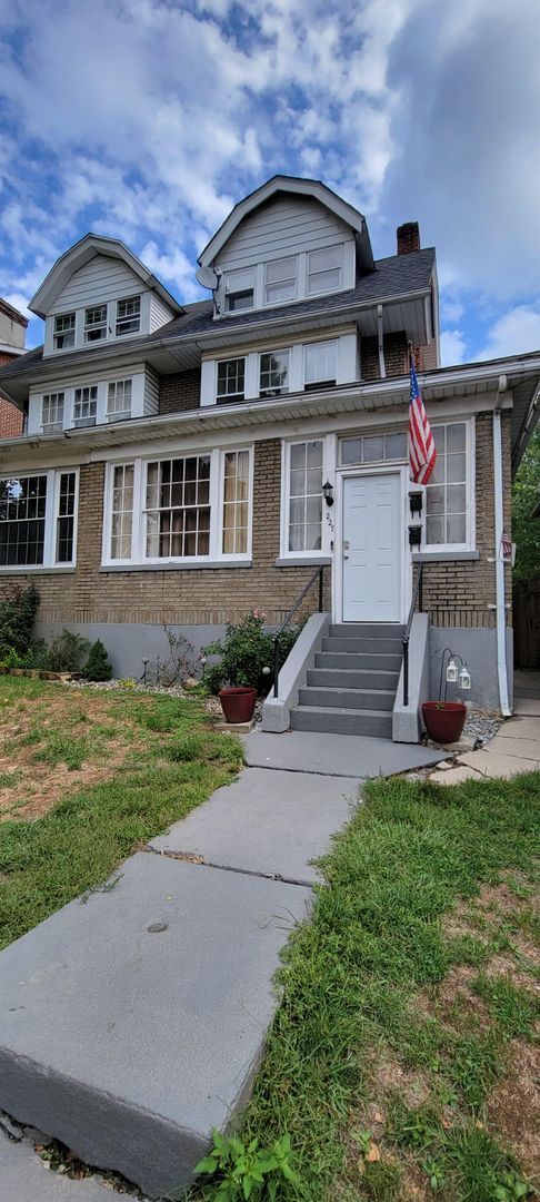 227 S 16th St in Allentown, PA - Building Photo - Building Photo