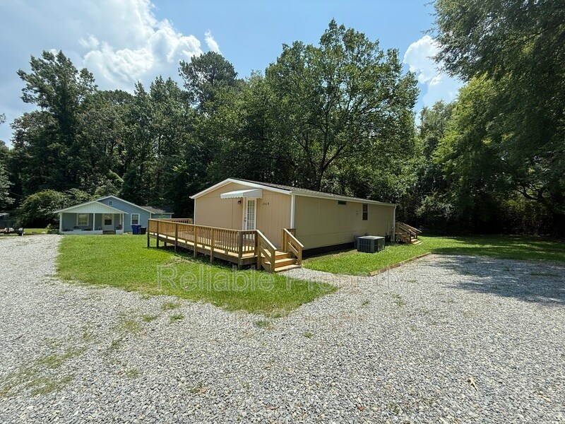 200B Wilsons Mills Rd in Smithfield, NC - Building Photo
