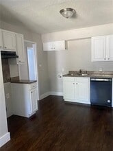 4947 Corrigan Ave in Dallas, TX - Building Photo - Building Photo