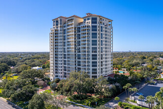 Bellamy on Bayshore Condos in Tampa, FL - Building Photo - Building Photo