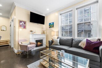 170 W Fifth St in Boston, MA - Building Photo - Building Photo
