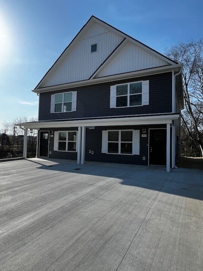 106 A Piedmont Dr