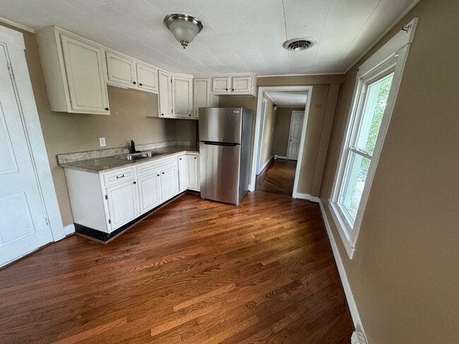 518 Wyoming Ave, Unit 2 in Cincinnati, OH - Building Photo - Building Photo