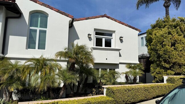 property at 401 Seaward Rd