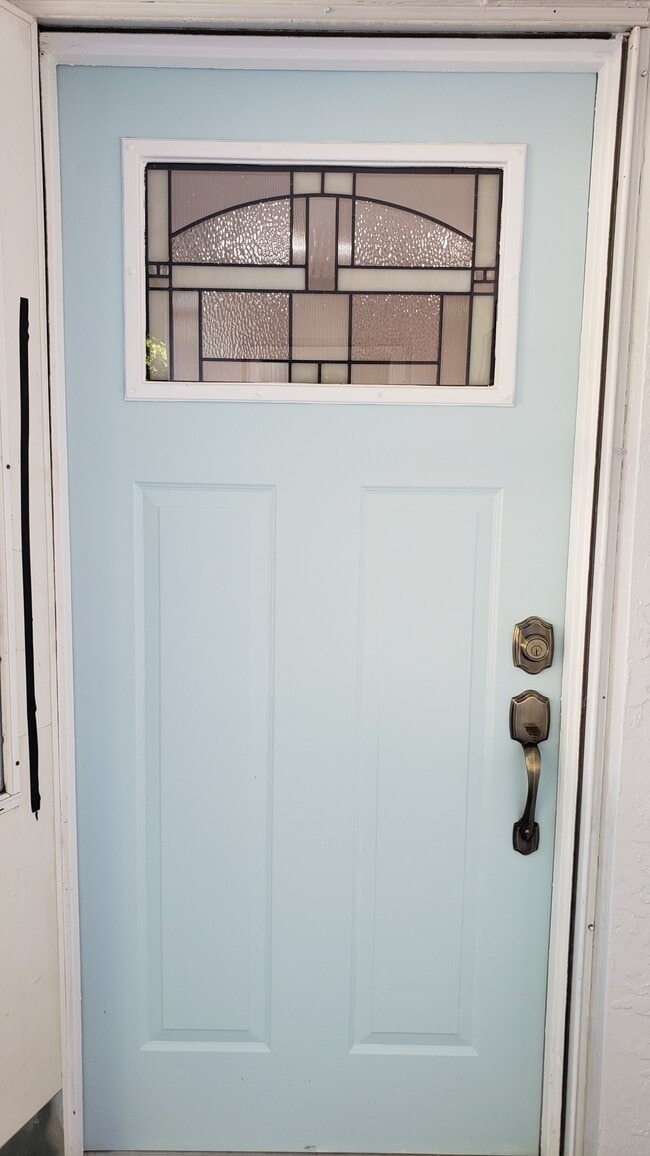 651 16th St NW in Largo, FL - Building Photo - Building Photo