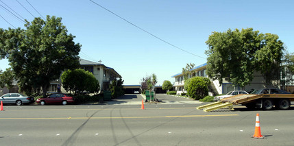 The Lark & Meadows in Newark, CA - Building Photo - Building Photo