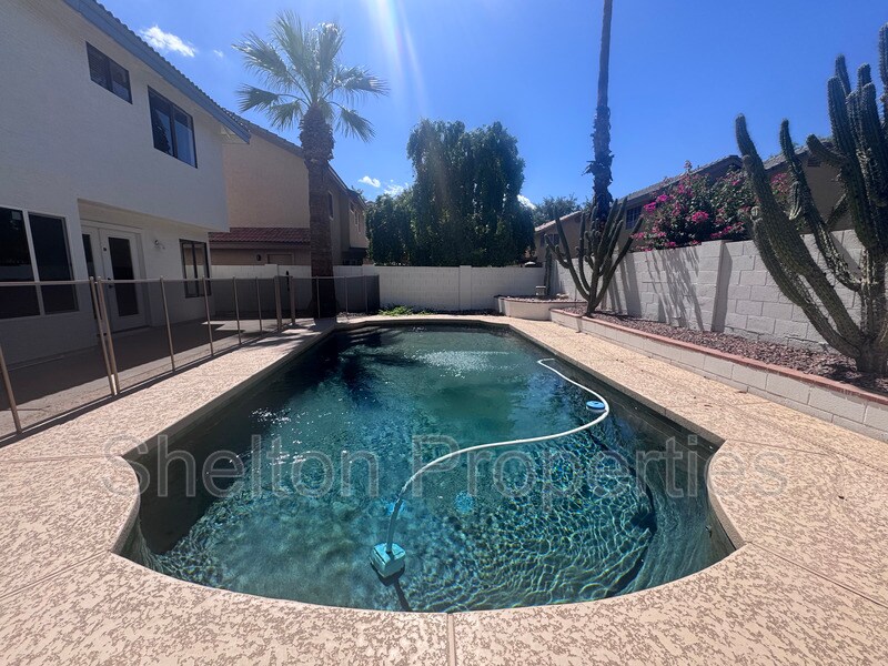 1150 N Cambridge St in Chandler, AZ - Building Photo