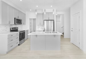 3030-3169 169 St. SW in Edmonton, AB - Building Photo