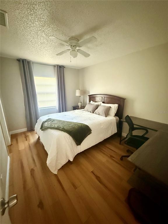 9402 N Semmes St in Tampa, FL - Building Photo - Building Photo