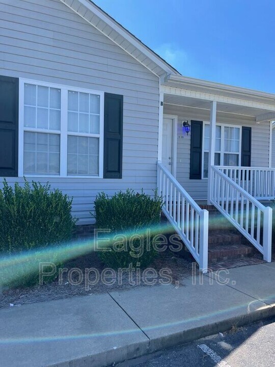 1410 St John Church Rd in La Grange, NC - Building Photo