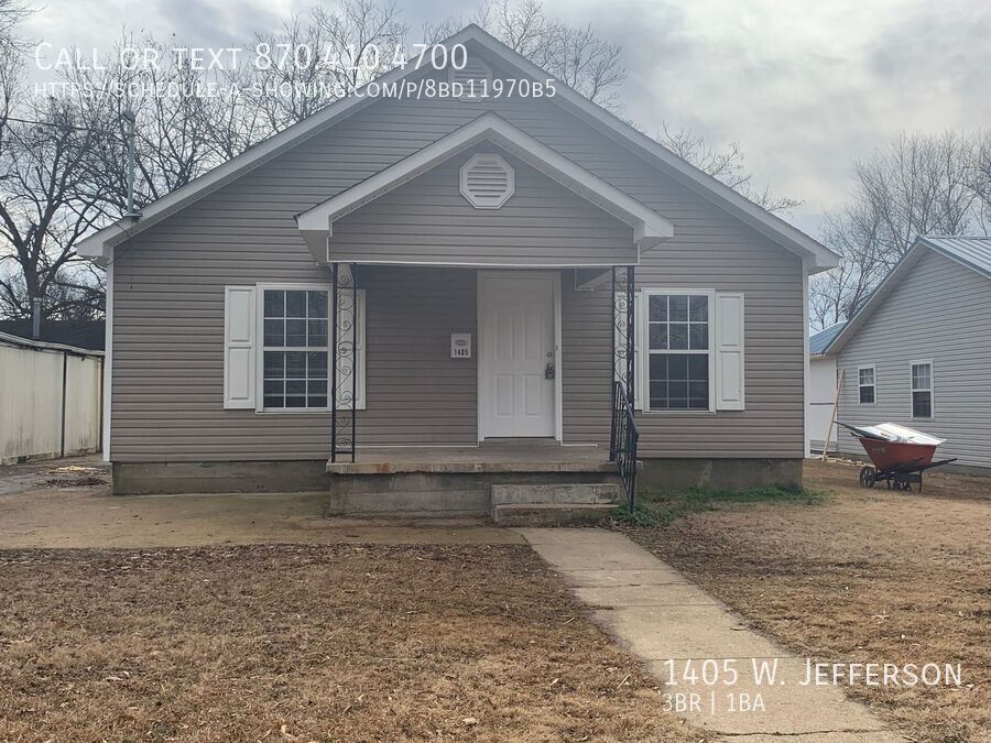 1405 W Jefferson Ave in Jonesboro, AR - Building Photo