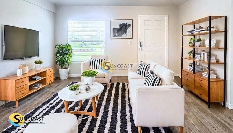 11395 Kimberly Ave in Englewood, FL - Building Photo