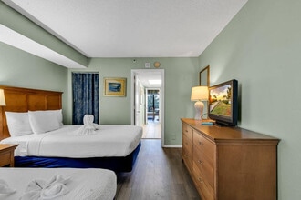 2106 N Ocean Blvd in Myrtle Beach, SC - Building Photo - Building Photo