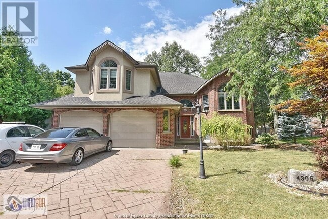 property at 4305 Casgrain Dr