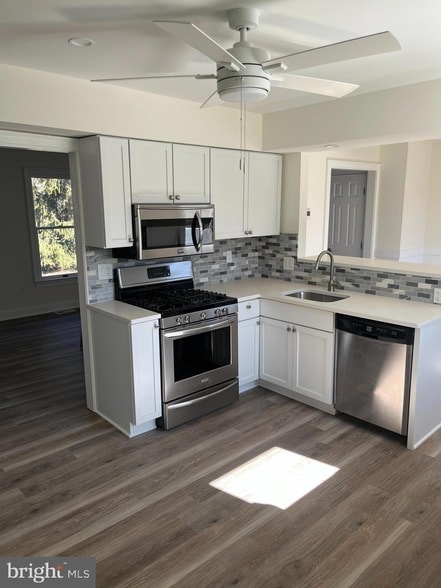 115 Carrie Ln in Phoenixville, PA - Foto de edificio - Building Photo