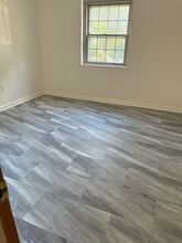 1507 Westshire Ln in Richmond, VA - Foto de edificio - Building Photo