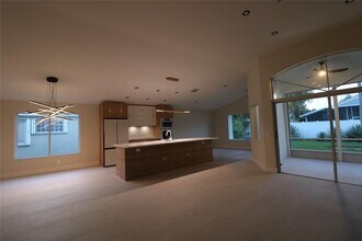 4645 NW 7th St in Deerfield Beach, FL - Building Photo - Building Photo