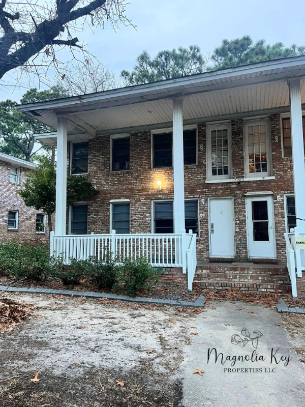 7203 Porcher Dr, Unit 7 in Myrtle Beach, SC - Foto de edificio - Building Photo