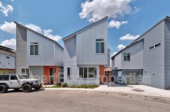 801 N Bluff Dr in Austin, TX - Building Photo - Building Photo
