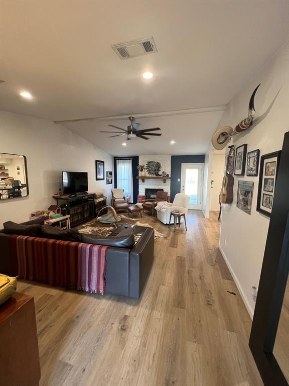 8207 Hanbridge Ln in Austin, TX - Building Photo - Building Photo