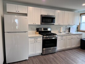 63 Winter St, Unit 104 in Saco, ME - Building Photo
