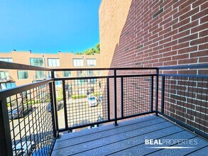 942 W Grace St in Chicago, IL - Building Photo - Building Photo