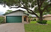 4107 Pyracantha Dr
