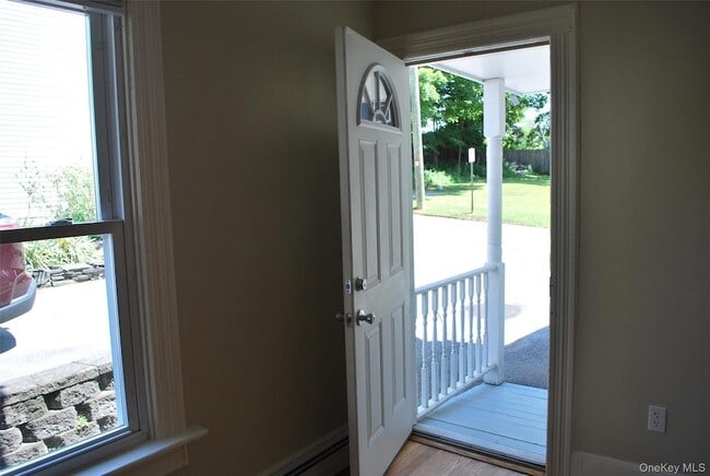 12 John St in Warwick, NY - Building Photo - Building Photo