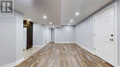 497 Annapolis Ave in Oshawa, ON - Building Photo - Building Photo