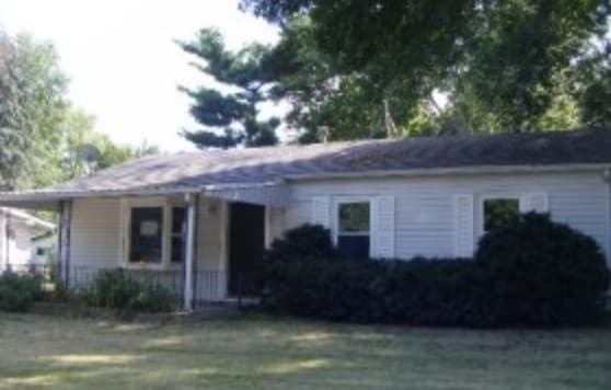 1411 Scottsdale Dr in Champaign, IL - Building Photo