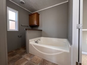 237 Field Pine Dr in Browns Summit, NC - Building Photo - Building Photo