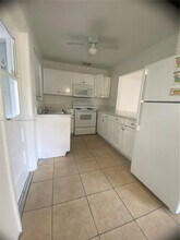 4557 NW 3rd St in Plantation, FL - Building Photo - Building Photo
