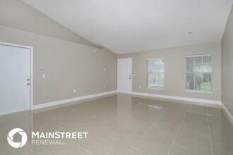 1118 Chesterfield Ct, Unit 614 in Kissimmee, FL - Foto de edificio - Building Photo