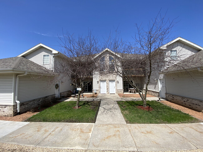 Oakridge Apartments