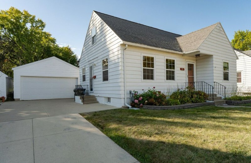 1015 8th Ave NW in Rochester, MN - Building Photo